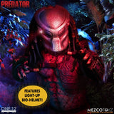 Mezco ONE:12 Collective Predator Deluxe Edition Action Figure